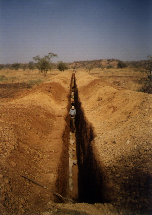 Sampling of long trenches