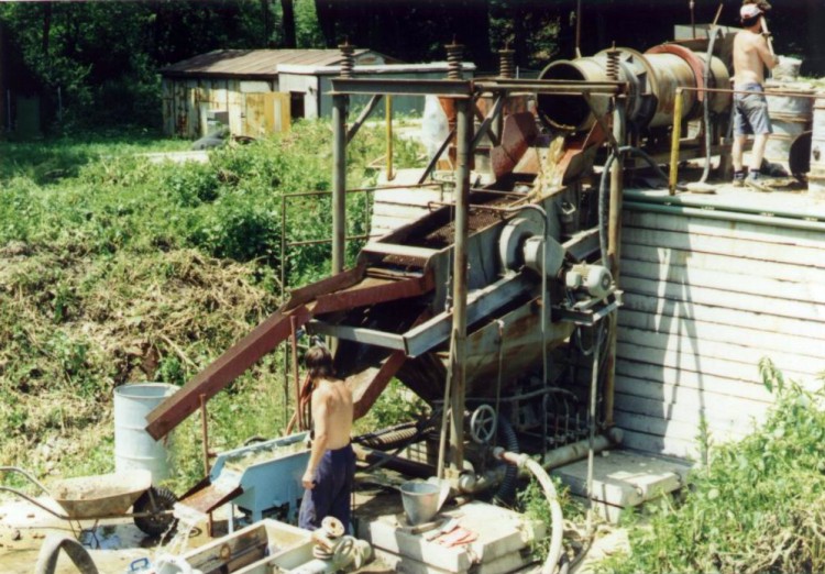 Dressing plant for treatment of high volume samples