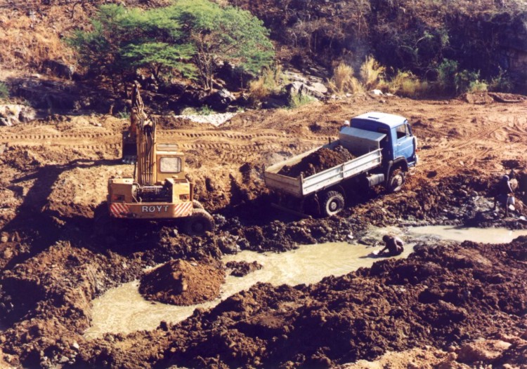 Exploitation des sediments aurifères